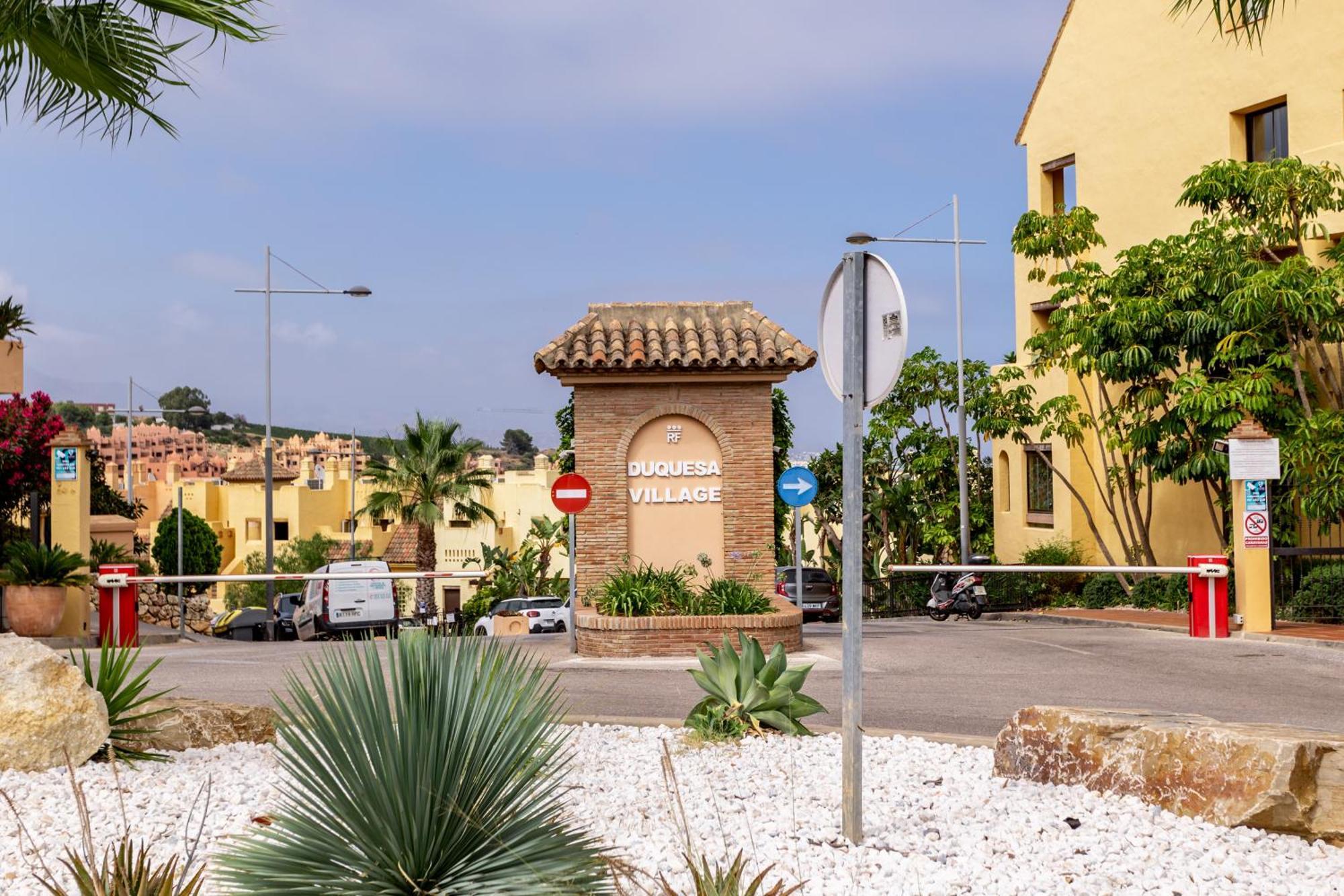 Duquesa Village Property Manilva Exterior photo
